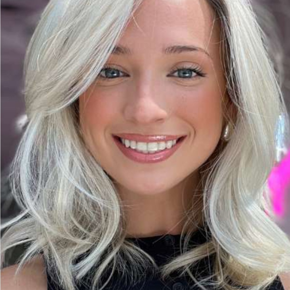 Gorgeous Rene Of Paris monofilament wig!